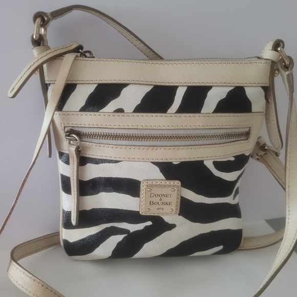 Dooney & Bourke Black and Cream Crossbody Bag Good Cond. - Picture 1 of 13